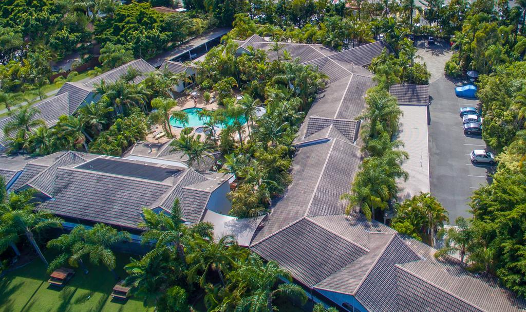 Bay Of Palms Hotel Gold Coast Exterior photo
