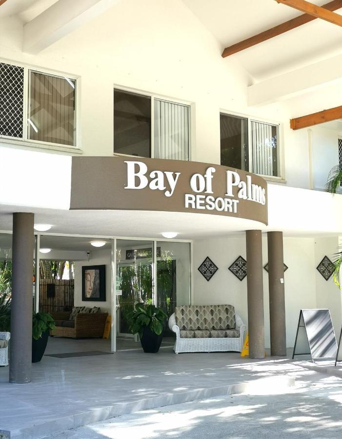 Bay Of Palms Hotel Gold Coast Exterior photo